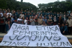 Guru Besar hingga BEM...