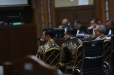 Sidang Perdana Kasus...