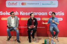 Sekolah Kesetaraan Gratis...