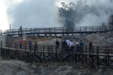 Pesona Kawah Sikidang...