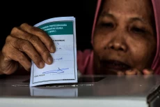 Potret Warga Memilih...