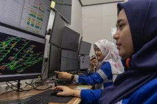 Menembus Batas: Perempuan...