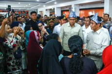 Menteri dan Wamen Pertanian...