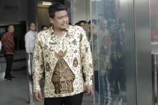 Gubernur Sumut Bobby...