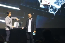 Asus Luncurkan Tiga...