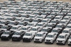 Ekspor Mobil Indonesia...