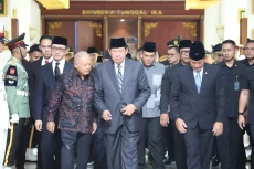 Takziah ke Kemenhan,...