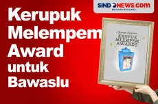 Warga Yogyakarta Berikan...
