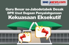 Para Guru Besar Desak...