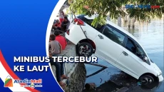 Minibus Warga Baubau...