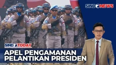 Presiden Jokowi Berikan...