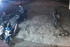 Butuh Waktu 5 Detik, Maling Berhasil Gondol Motor Kurir Jasa Pengiriman di Tuban