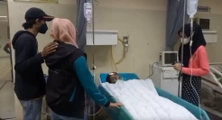 Sadis! Pemuda di OKI Tebas Leher Teman hingga Nyaris Putus