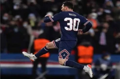 Dani Alves Ajak Lionel Messi Pensiun di Barcelona