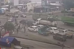Truk Tangki Hantam 4 Mobil dan Sepeda Motor di Lampu Merah Bandar Lampung