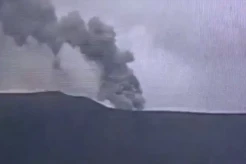 7 Kali Meletus, Gunung Anak Krakatau Semburkan Lava Pijar