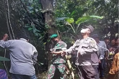 Pamit ke Istri Beli...