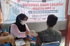 Warga Binaan dan Pegawai di Lapas Sinjai Diberi Vaksin Booster