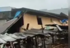 Puluhan Rumah Porakporanda Diterjang Angin dan Gelombang Pasang di Sorong