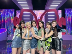 Cerita STAYC soal YOUNG-LUV.COM, RUN2U, dan Bedanya dengan Lagu-Lagu Sebelumnya
