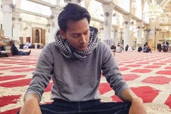 Aktor yang Langganan...