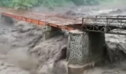 Ngeri, Sungai Erang Meluap Ratusan Rumah di Brebes Terendam Banjir
