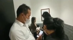 Asyik Live Bugil di...