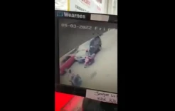 Tabrak Lari Sebabkan 1 Warga Tewas dan Puluhan Lainnya Terluka, Minibus Dihancurkan Warga