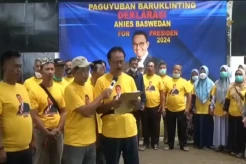 Penuh Semangat, Pensiunan Guru hingga Tukang Sayur Dukung Anies Baswedan Jadi Capres