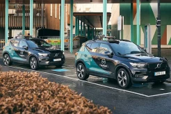 Volvo Uji Coba Pengisian Baterai Mobil Listrik dengan Teknologi Nirkabel
