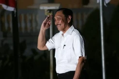 Soal Masalah OSS, Menku...