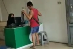 Viral! Pria Bersenjata...