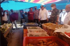 Sidak Sejumlah Pasar, Bupati Madina Temukan Harga Kedelai Naik 100 Persen