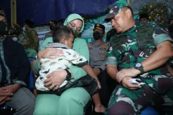 Bantu Keluarga Sertu Eka, Jenderal Dudung: Adiknya Saya Masukkan ke Akmil!