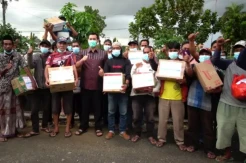 Ratusan Warga Kabupaten Pangkep Dapat Bantuan Sembako
