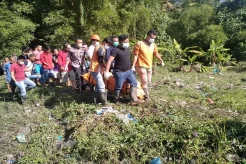Geger, Mayat Pria Beruban Ditemukan Telungkup di Kubangan Belakang Pabrik