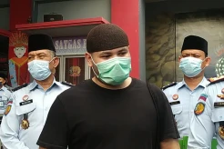 Bebas dari Penjara,...