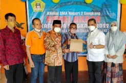 Bupati Wajo Kenang Kisah Bersama Istri saat Reuni SMAN 2 Sengkang