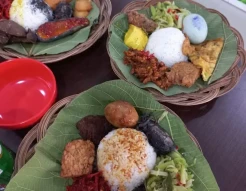 Pawon Sego Jamblang Hj Asnani, Spot Baru Kuliner di Cirebon yang Jadi Favorit