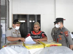 Ratusan Kilogram Daging Ilegal Asal Denpasar Dicegat Masuk Ternate