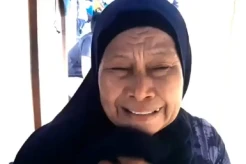 Tangis Nenek Sofiarni Tanjung Pecah, Namanya Dicoret dari Daftar Calon Haji