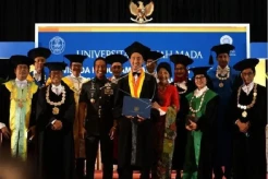 Membanggakan, Putra Bungsu Panglima TNI Raih Gelar Ganda di UGM dan Universitas Melbourne