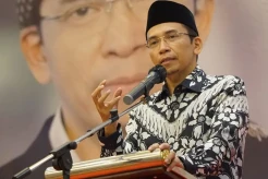 TGB Tegaskan LGBT Harus...