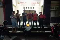Kakek 69 Tahun Tiduri...
