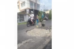 Warga Pematangsiantar Kecewa Plt Wali Kota Tak Peduli Kerusakan Jalan