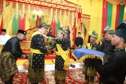 Kapolda Riau Terima Gelar Wira Lela Setia Negeri Karena Amanah dan Teguh Pendirian