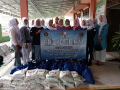 Peduli Stunting, Istri Wartawan di Lampung Utara Bagikan Sembako dan Jajanan Anak