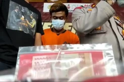 Jual Istri untuk Layanan...