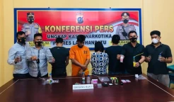 Gerebek Kampung Narkoba...