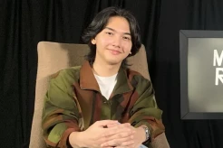Ari Irham Butuh Waktu...